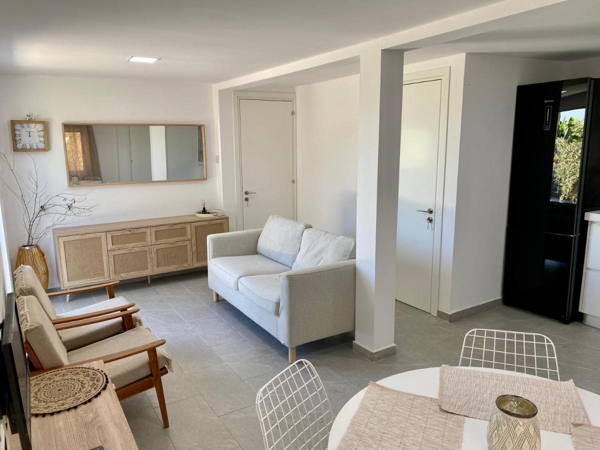 Ammos Luxury Suits And Residences 페이야 외부 사진